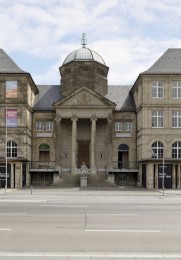 Die Außenansicht des Museum Wiesbaden.