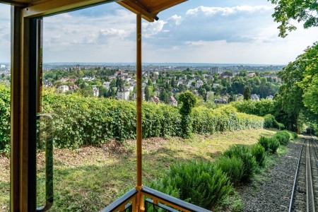 Die Aussicht aus der Nerobergbahn in Wiesbaden.