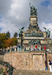 Das historische Niederwalddenkmal in Rüdesheim.